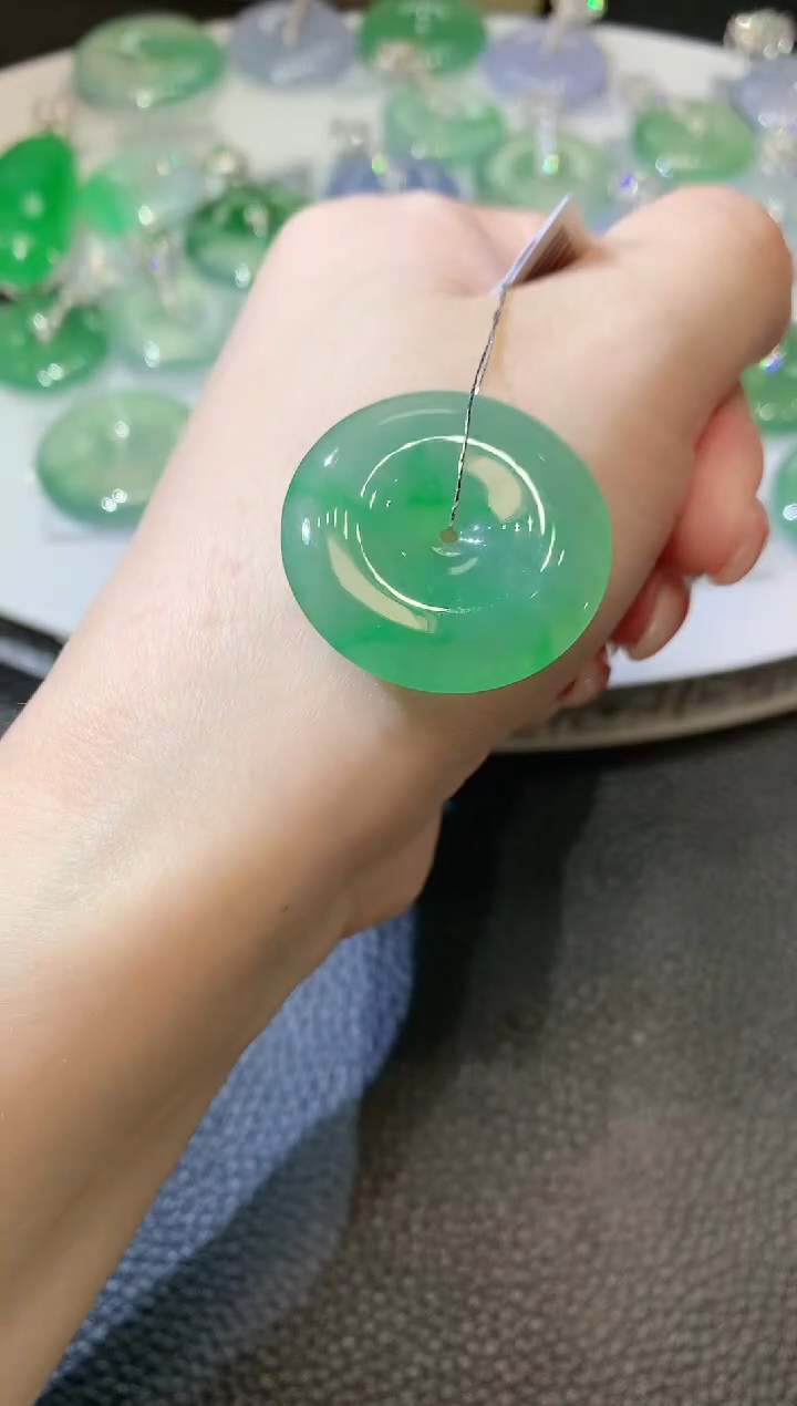 【闪购商品】翡翠吊坠(不含链)未镶嵌A58