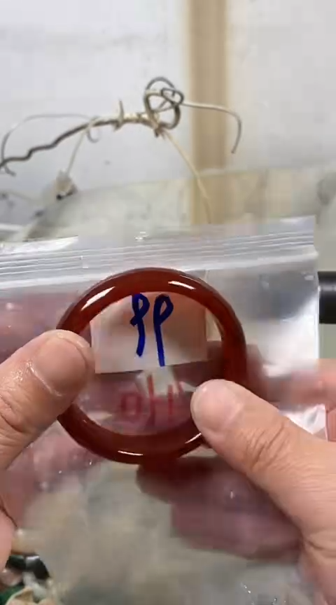 【闪购商品】石英质玉手镯未镶嵌54+99