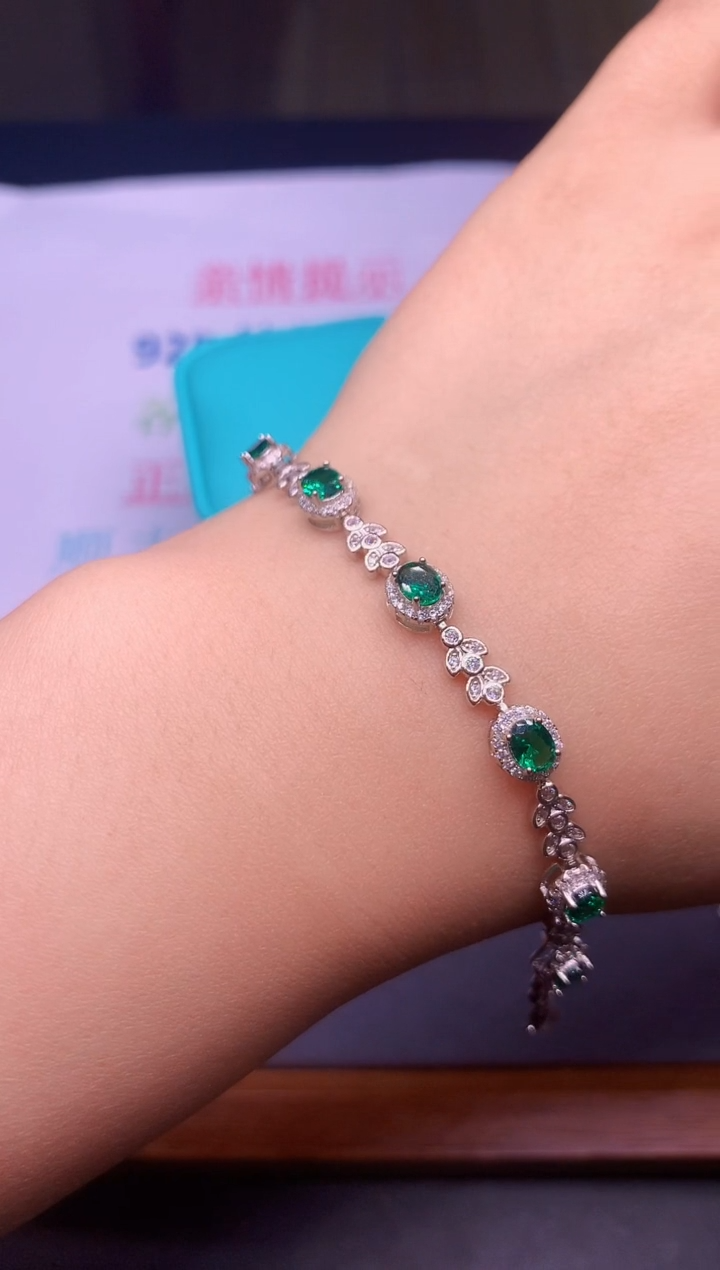 【闪购商品】祖母绿手链银S925镶嵌............