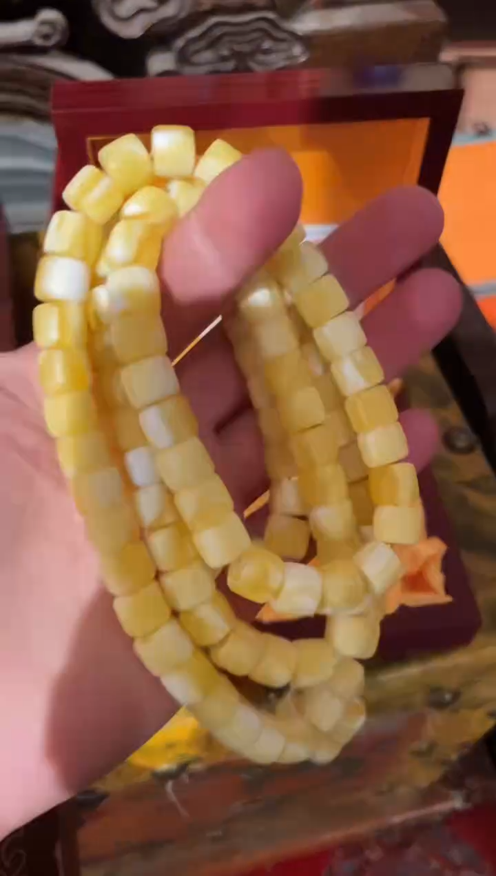 【闪购商品】蜜蜡颈饰未镶嵌黄蜜桶108