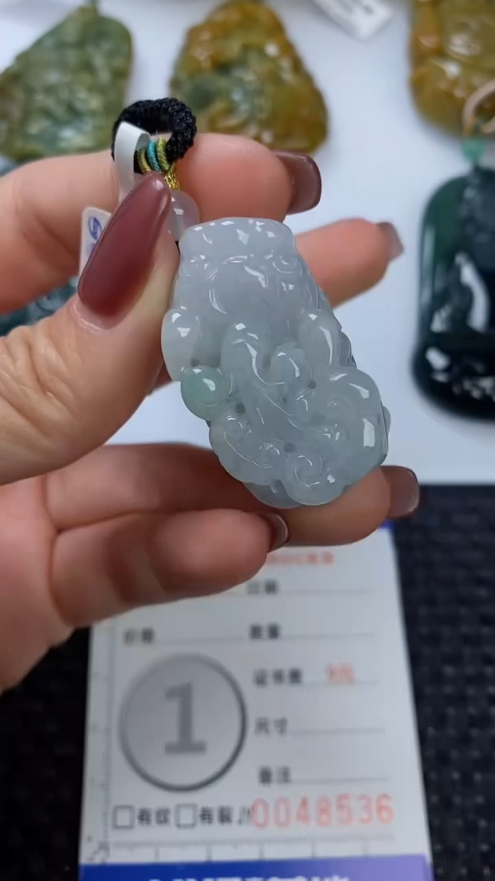 【闪购商品】翡翠颈饰未镶嵌1111111111111111