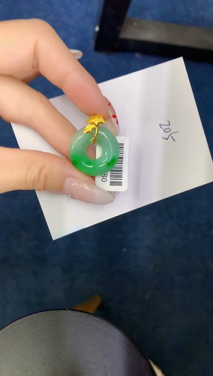 【闪购商品】翡翠颈饰18K金镶嵌000000000000