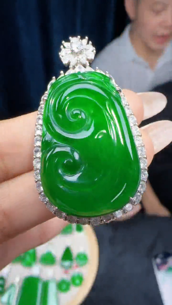 未镶嵌定制翡翠翡翠吊坠126