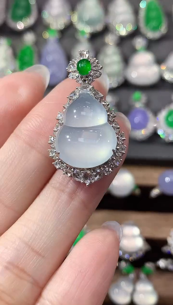 吊坠(不含链)18K金镶嵌翡翠D25