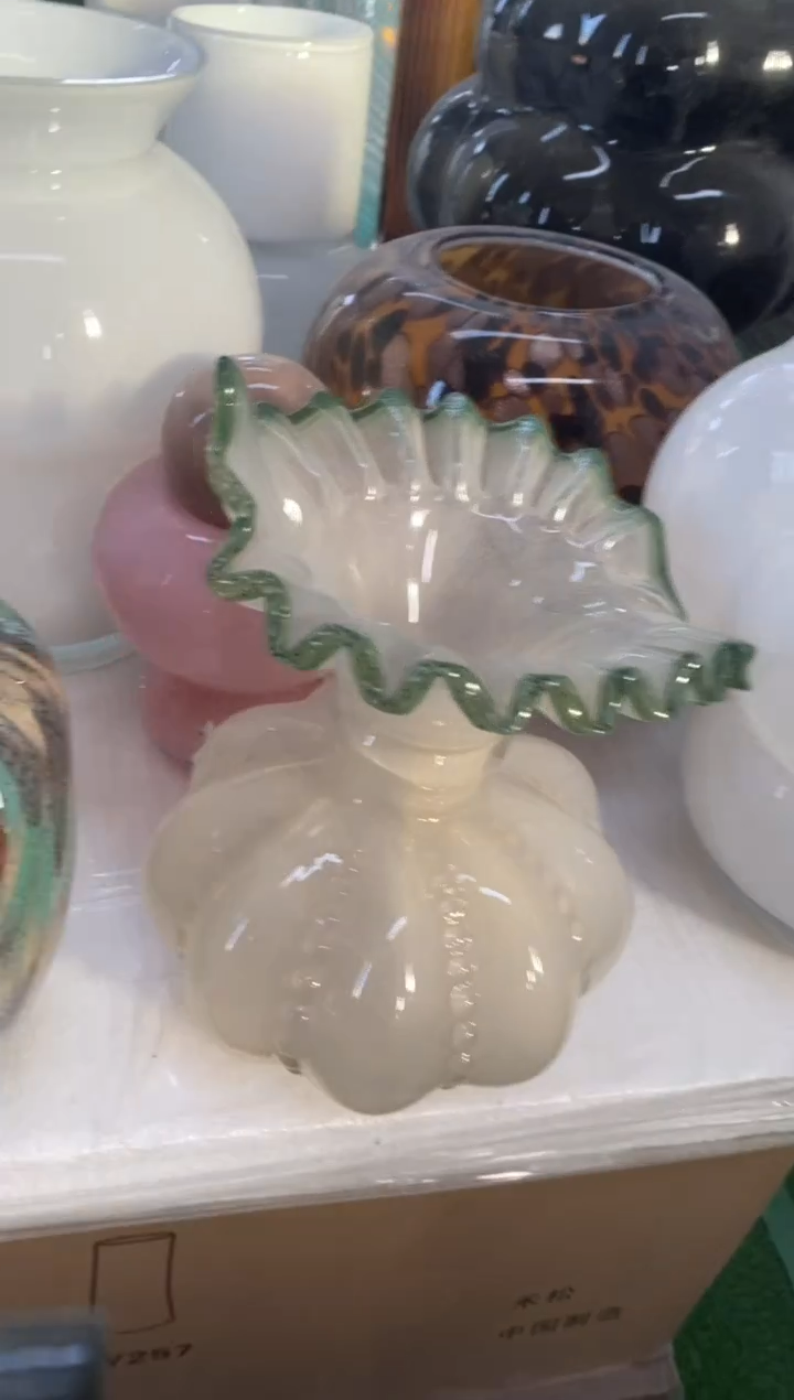 【闪购商品】玻璃136 M1