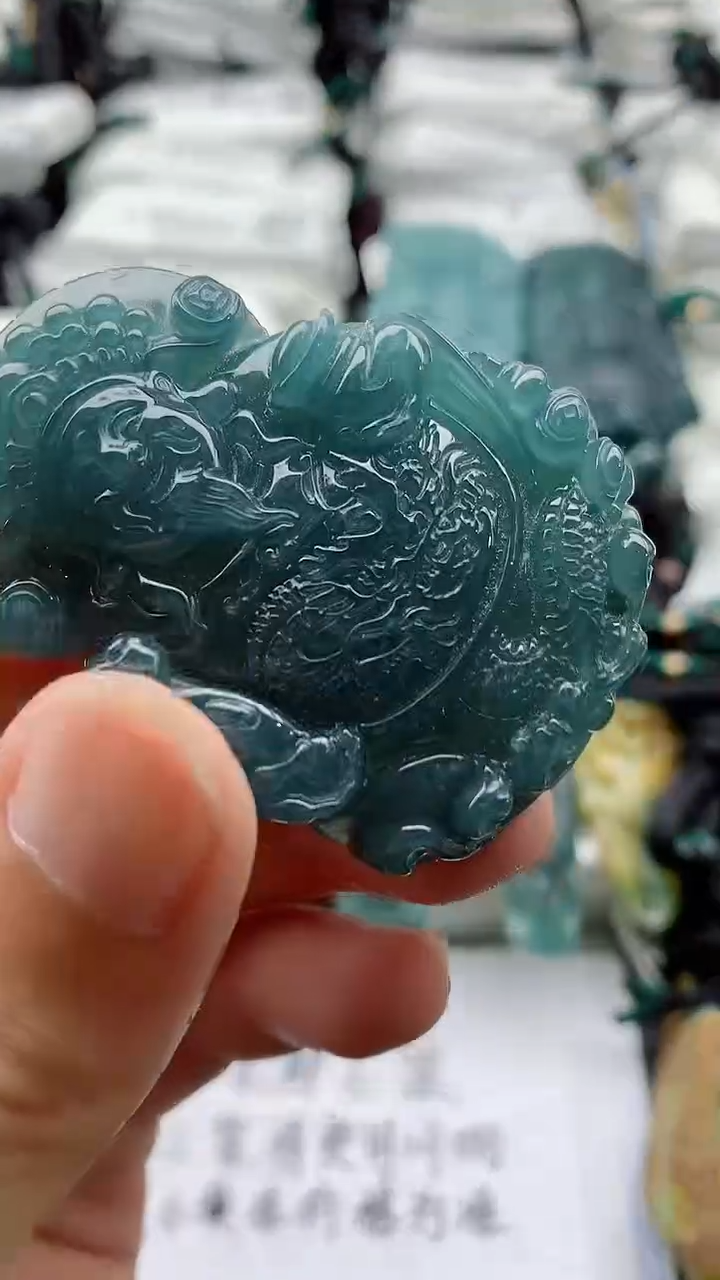 翡翠未镶嵌颈饰888