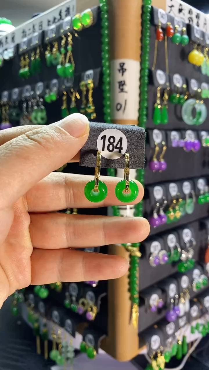 【闪购商品】翡翠耳饰银S925镶嵌184....