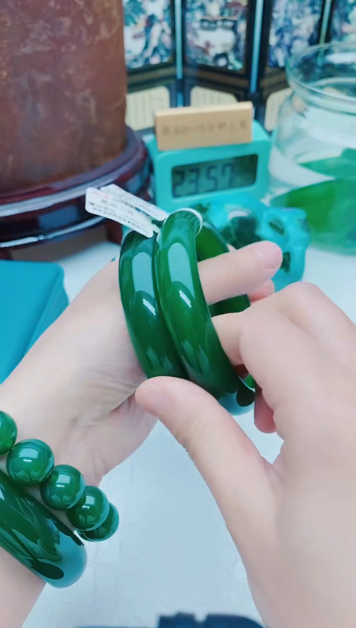 【闪购商品】玛瑙/玉髓手镯未镶嵌玛瑙手镯