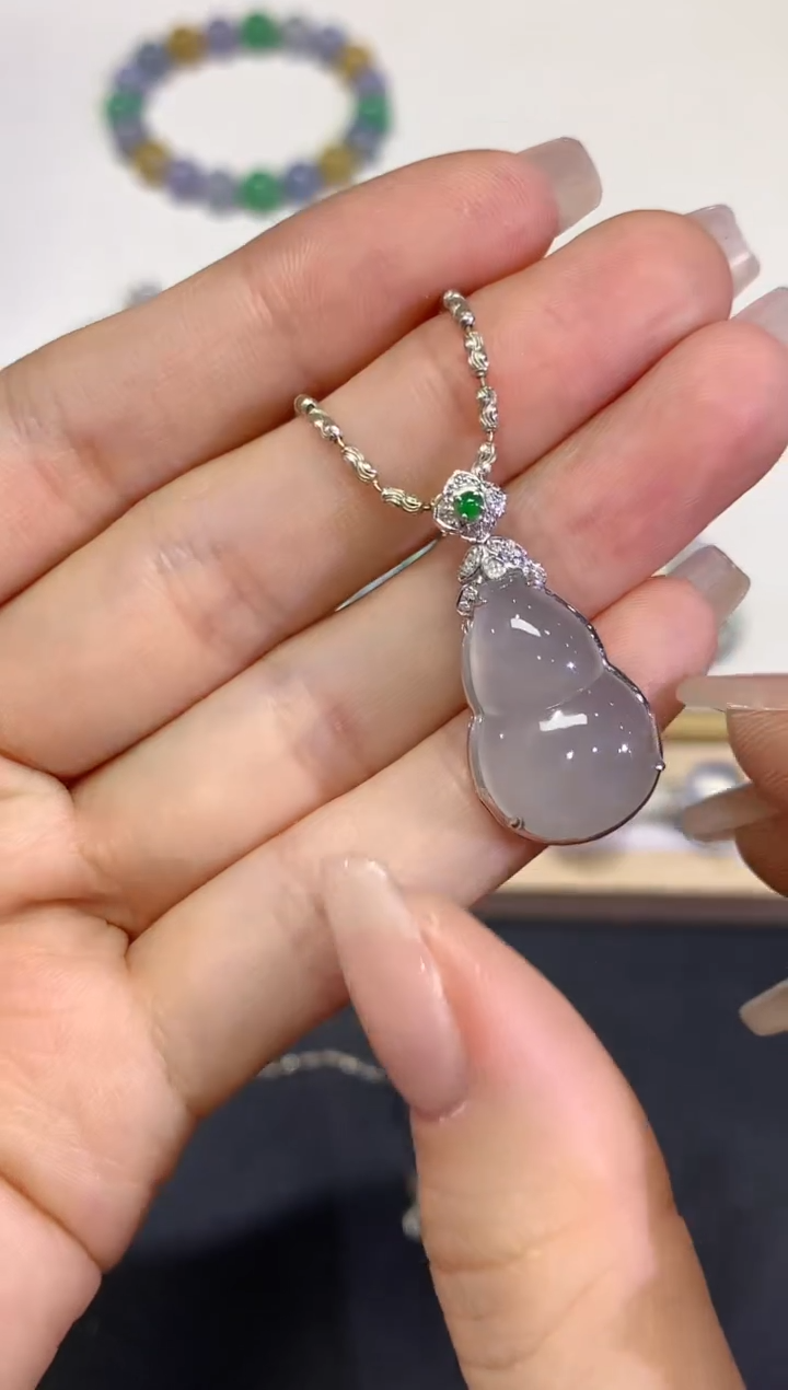 【闪购商品】翡翠颈饰18K金镶嵌团购10