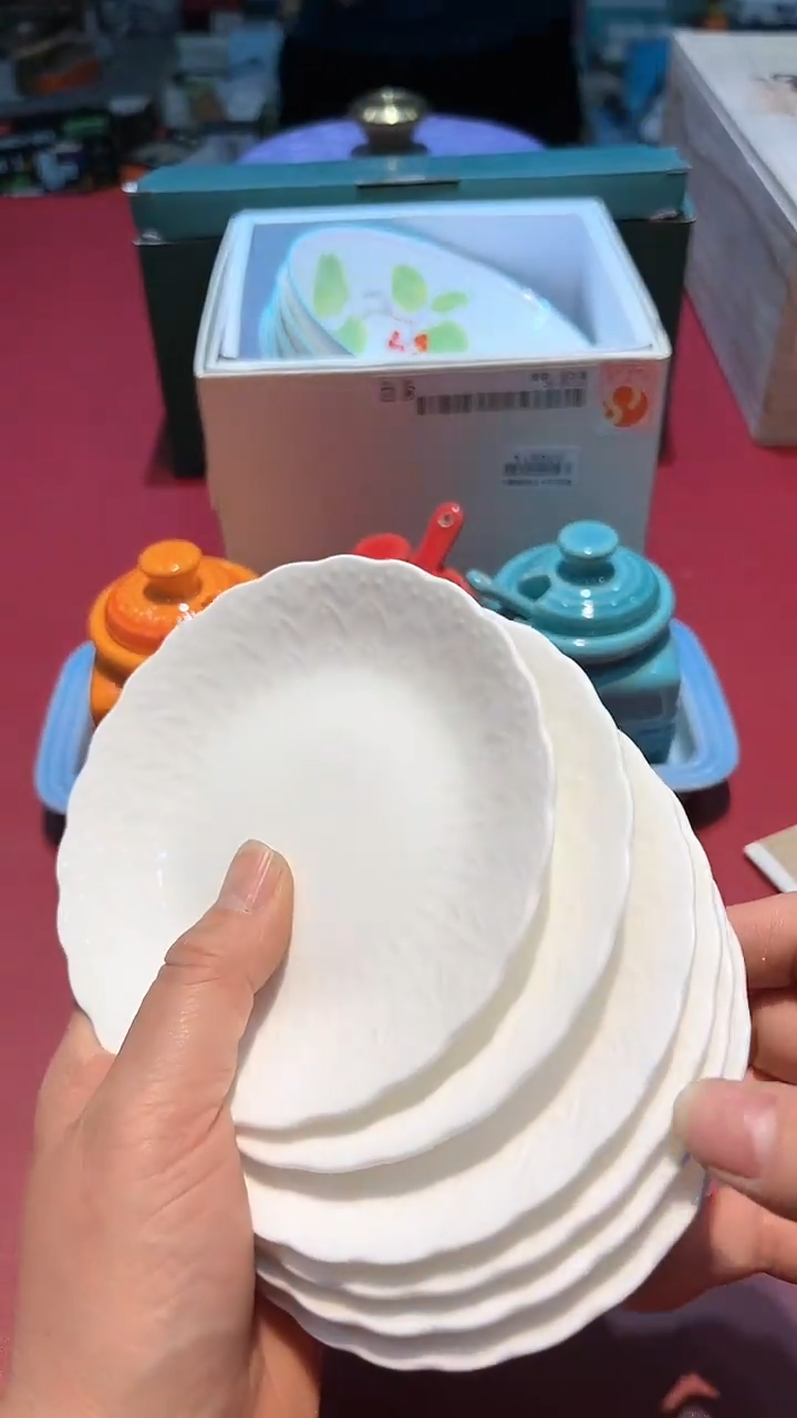 【闪购商品】瓷片锅碗瓢盆一件不剩