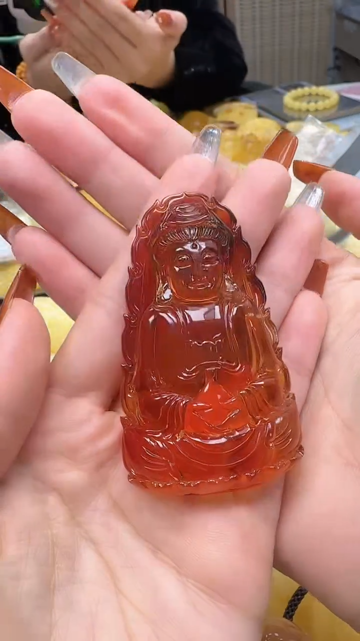 裸石琥珀未镶嵌如图