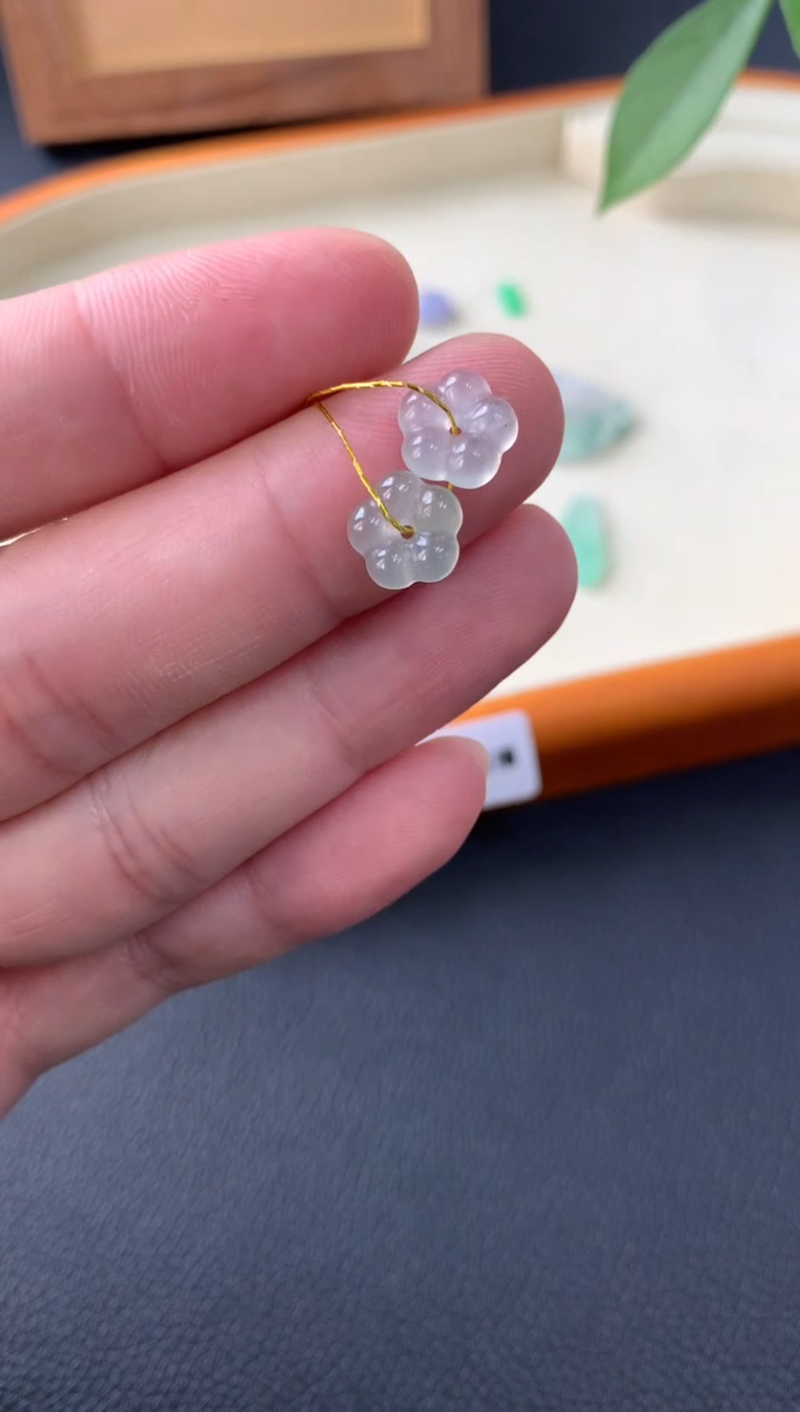 【闪购商品】翡翠颈饰未镶嵌A5      