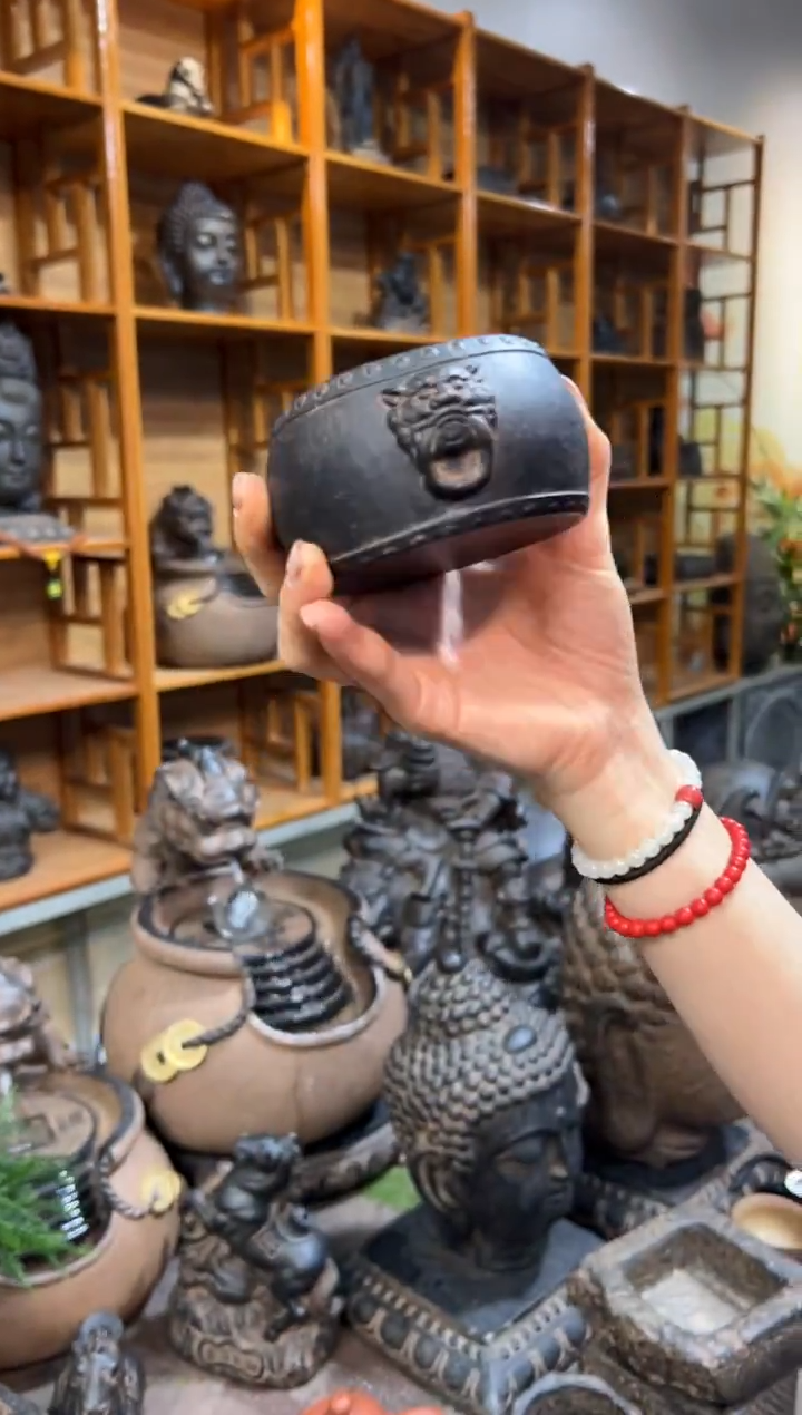 陶土【火山泥】兽头小鼓