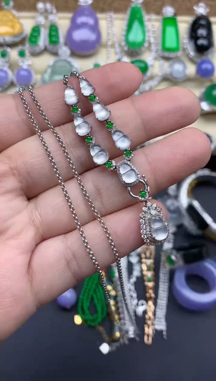 【闪购商品】翡翠颈饰18K金镶嵌561-中国好珍宝