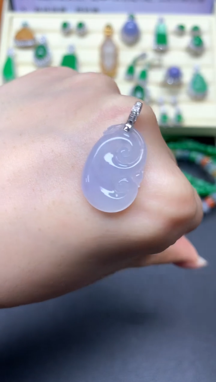 【闪购商品】翡翠吊坠(不含链)18K金镶嵌吊坠|950+95