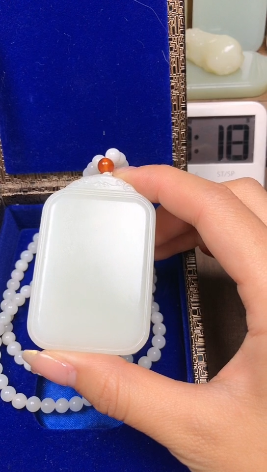 【闪购商品】和田玉颈饰未镶嵌国际