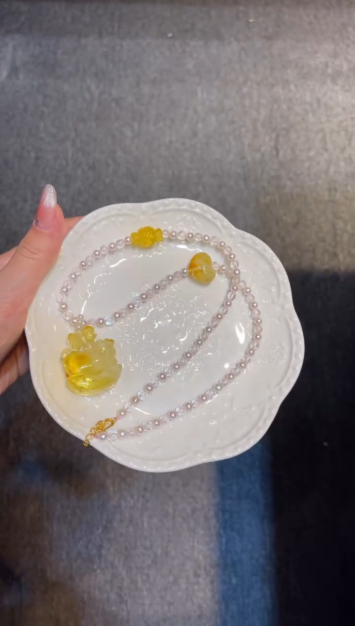 【闪购商品】琥珀珠宝奇石未镶嵌梦幻泡泡童年的摇摇马