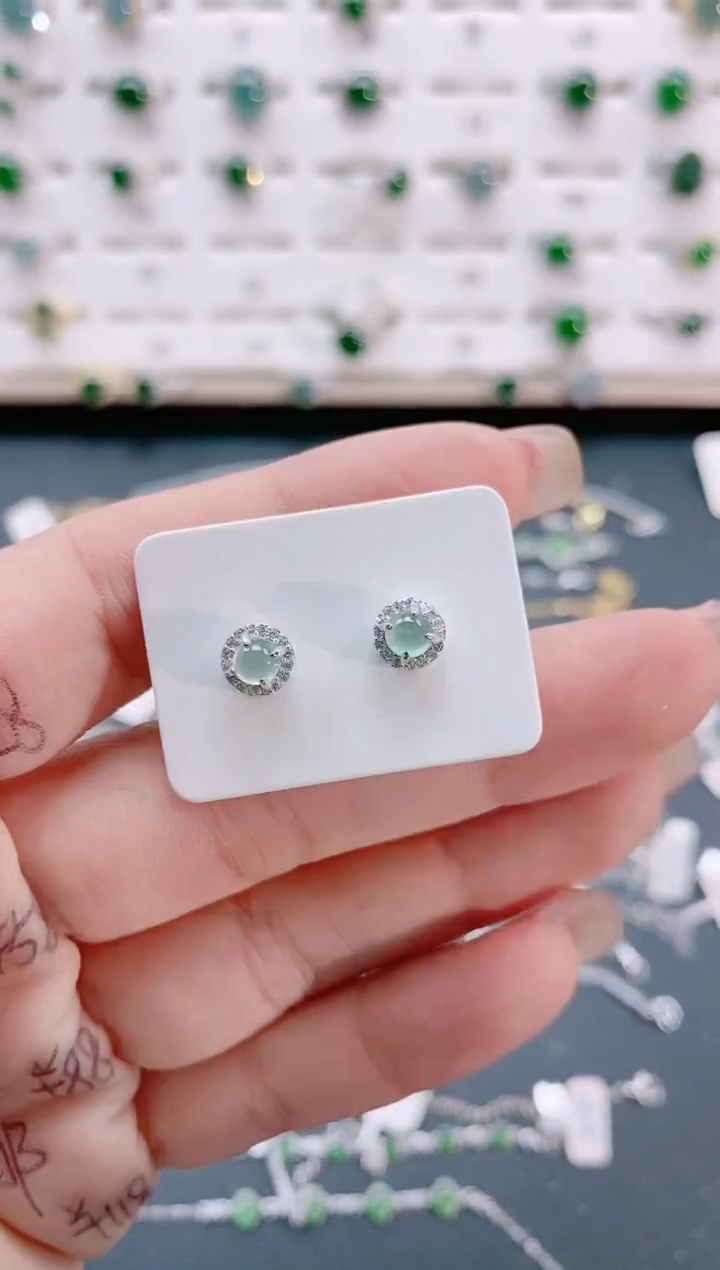 【闪购商品】翡翠耳饰银S925镶嵌天然翡翠