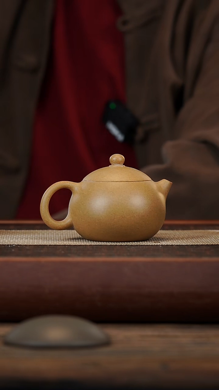 茶壶紫砂微瑕底部有裂纹黄金段西施200容量