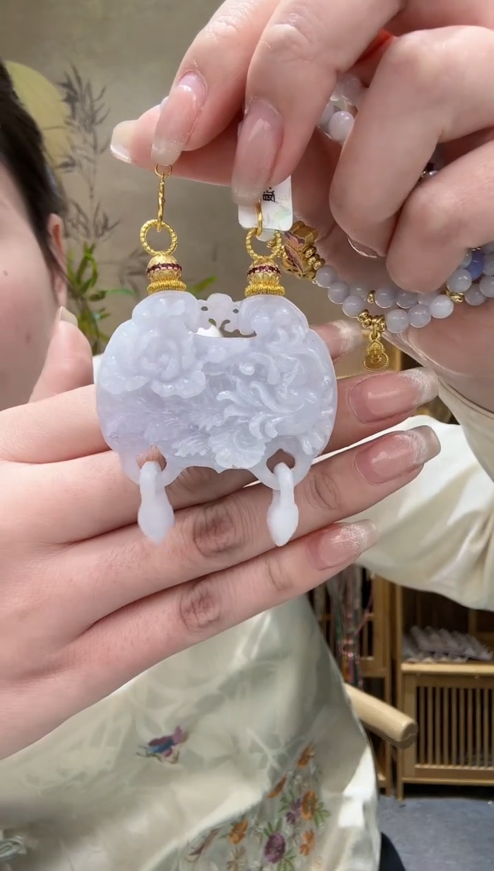 【闪购商品】翡翠颈饰未镶嵌吊坠