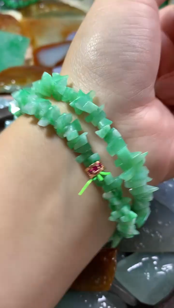 【闪购商品】未镶嵌翡翠手串手串多样性发货，一单一条