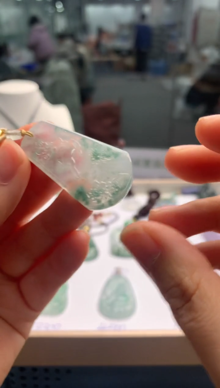 【闪购商品】翡翠颈饰未镶嵌翡翠吊坠|不退不换