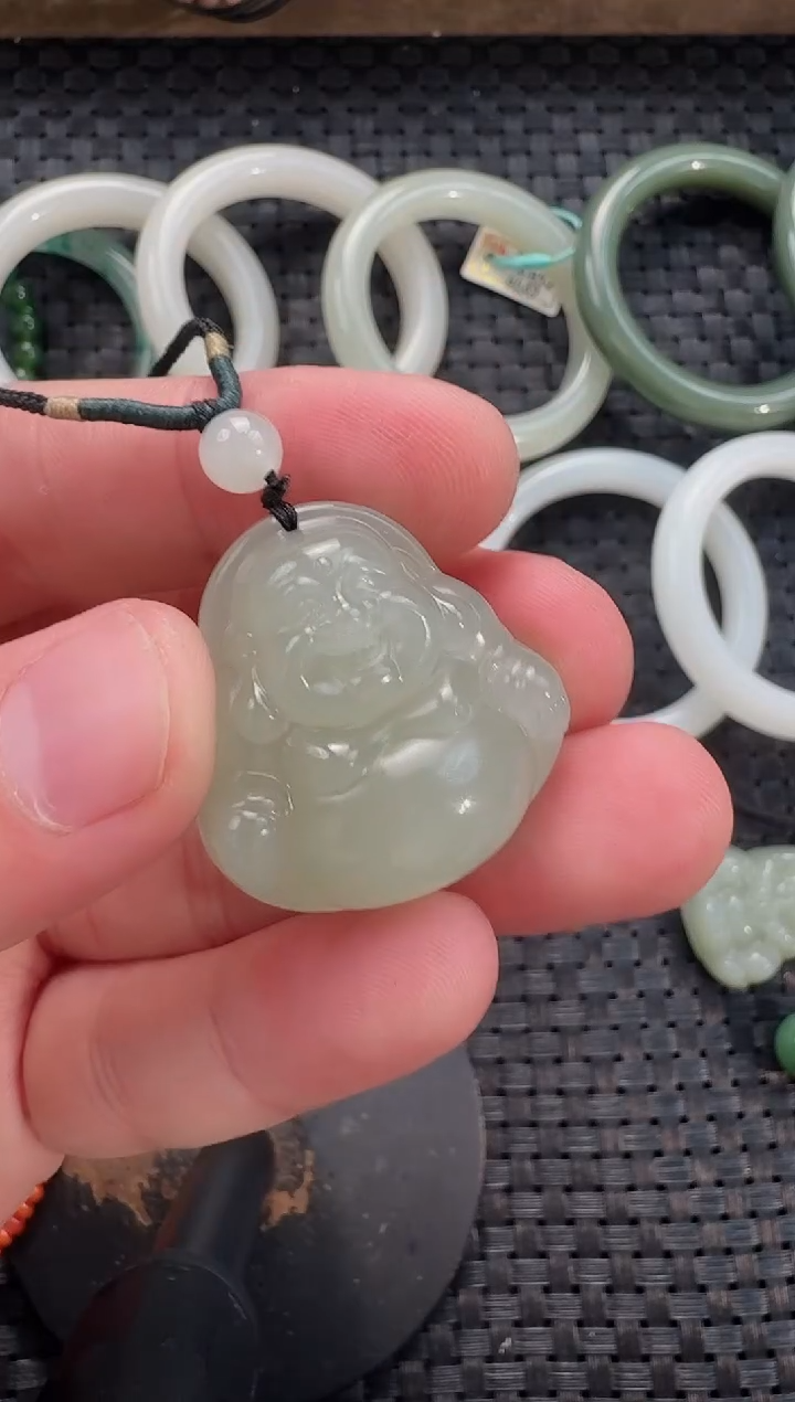 颈饰未镶嵌和田玉30佛公