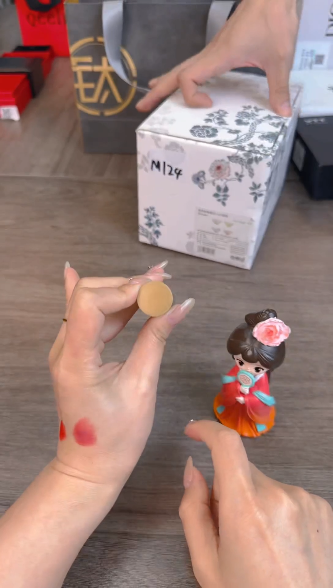 瓷片新号开播漏不停@@CQ604