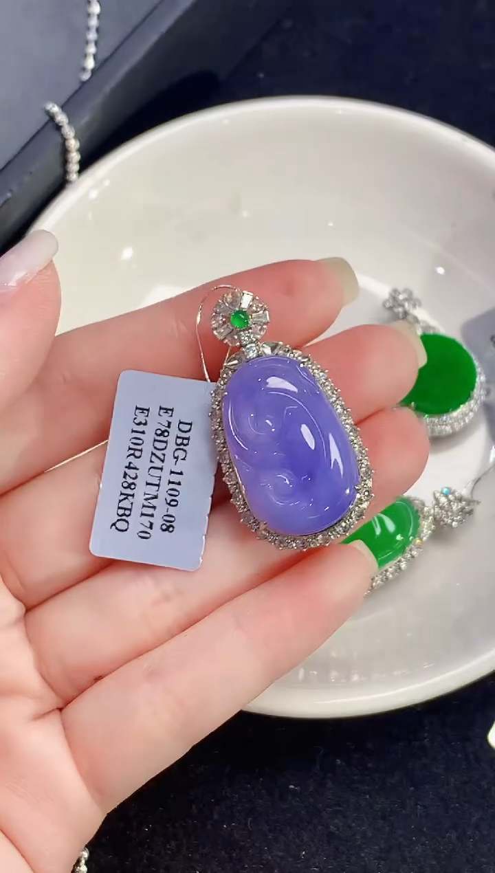 吊坠(不含链)18K金镶嵌翡翠LSR