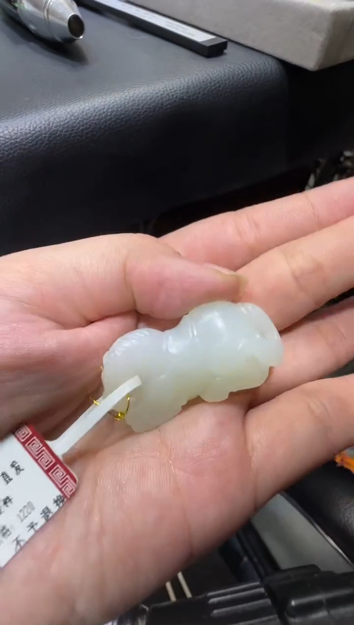 吊坠(不含链)未镶嵌和田玉天泰白玉挂件（）产地直发