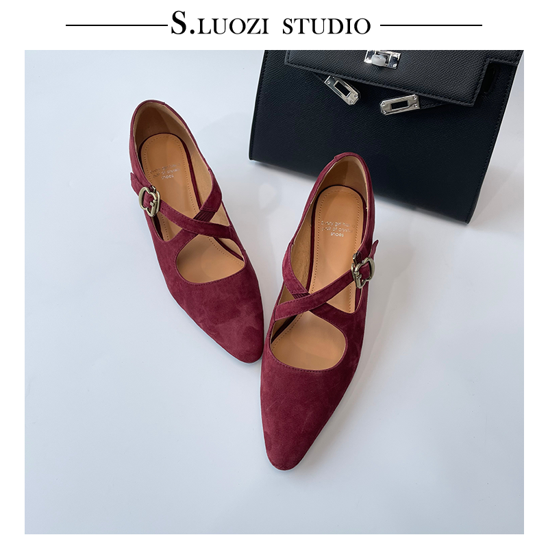 【柒柒】2025春季显瘦百搭明星同款浅口中跟皮鞋百搭圆头时尚软底