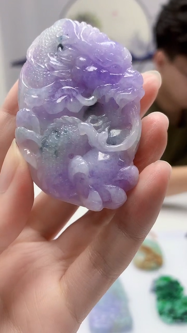 【闪购商品】定制翡翠未镶嵌4688zm-毛货挂件赠珠链136龙