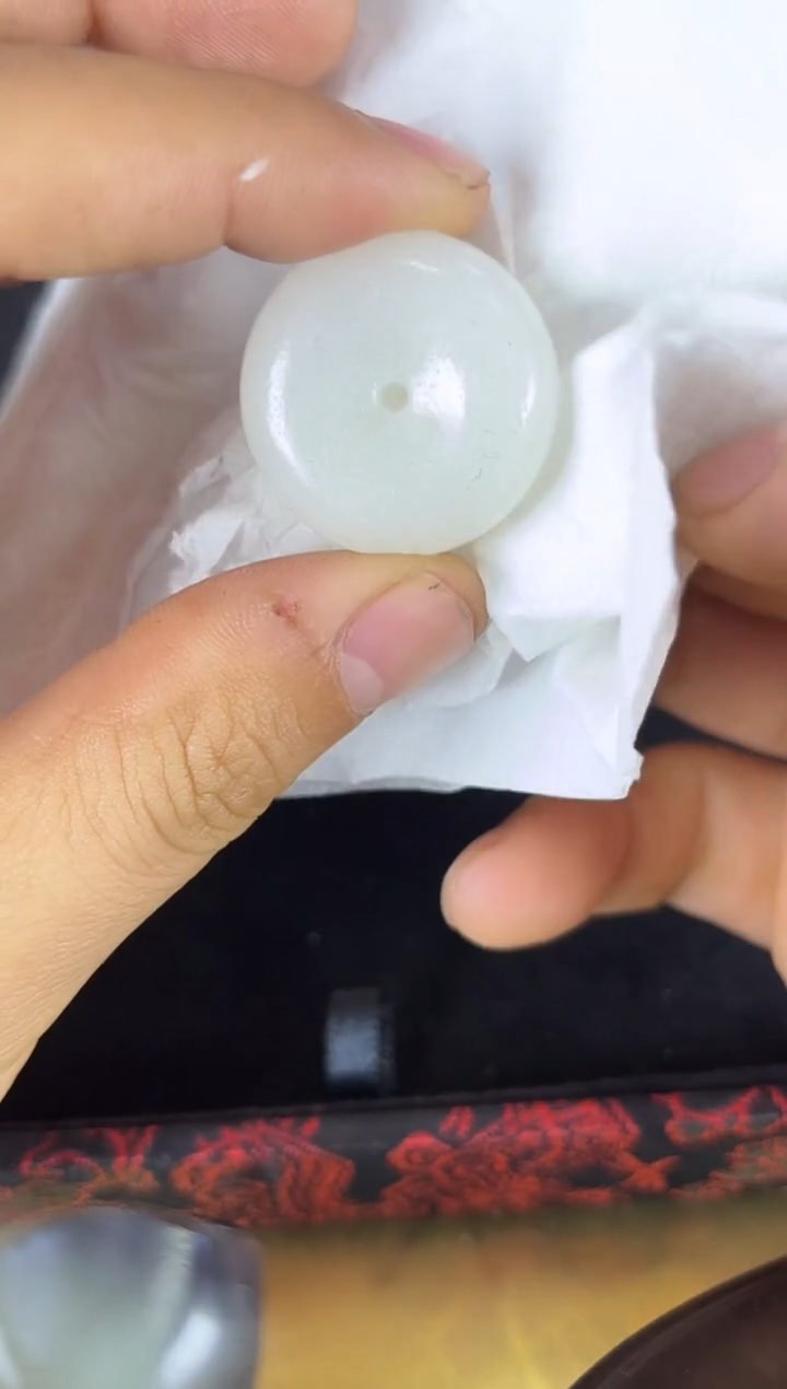 新疆天然和田白玉挂件