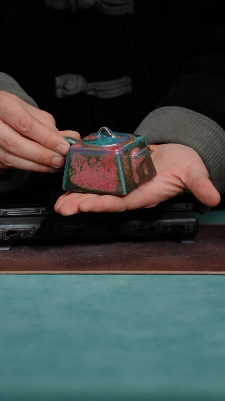 【闪购商品】193-1小四方壶（炉钧釉）