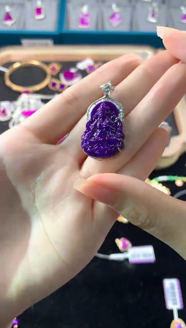 【闪购商品】苏纪石（舒俱来）.18K金镶嵌舒俱来吊坠