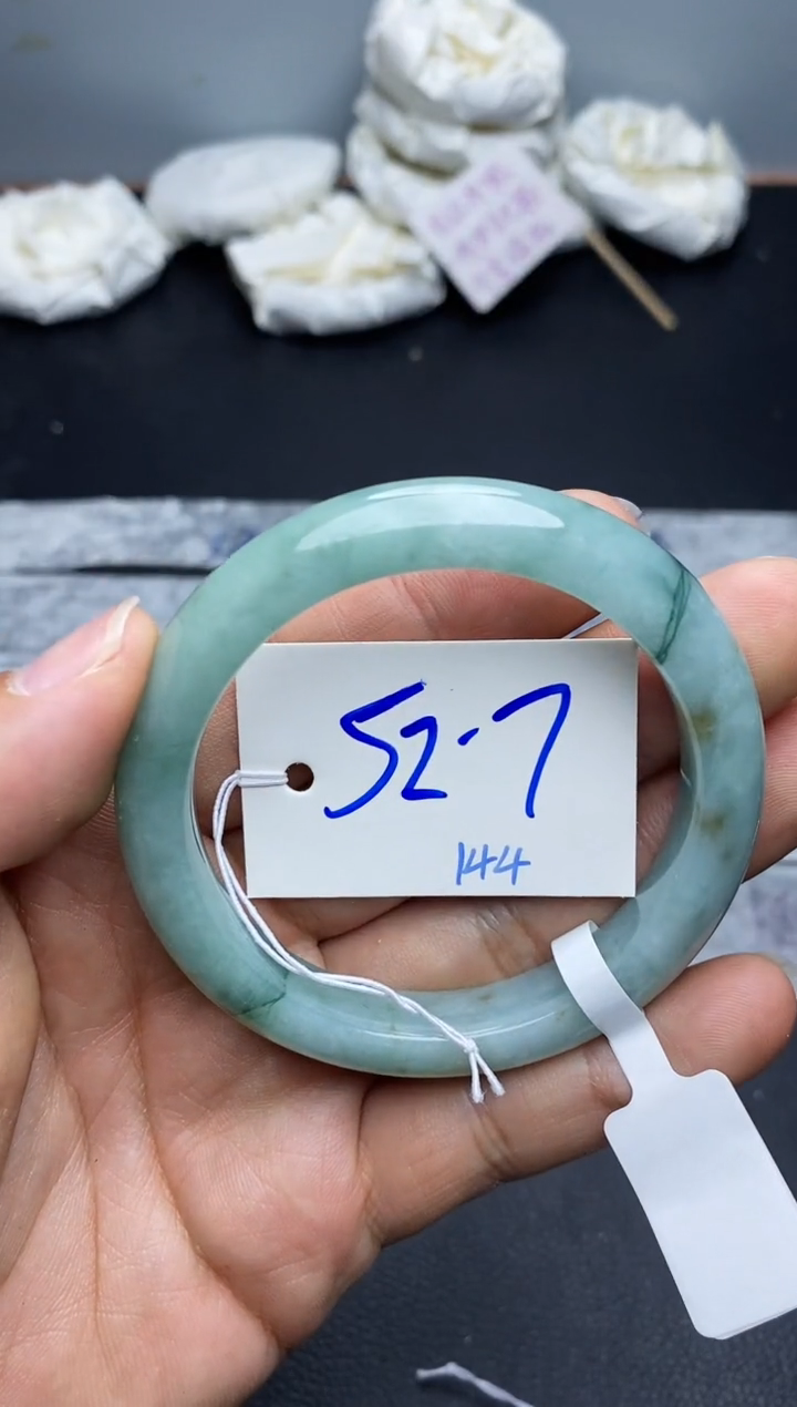 未镶嵌手镯翡翠144