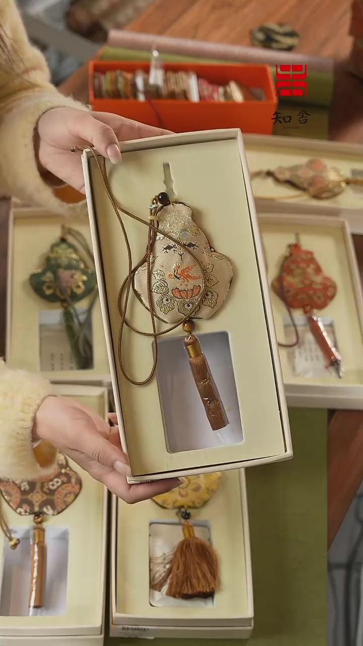 【闪购商品】香囊、、、、、、、