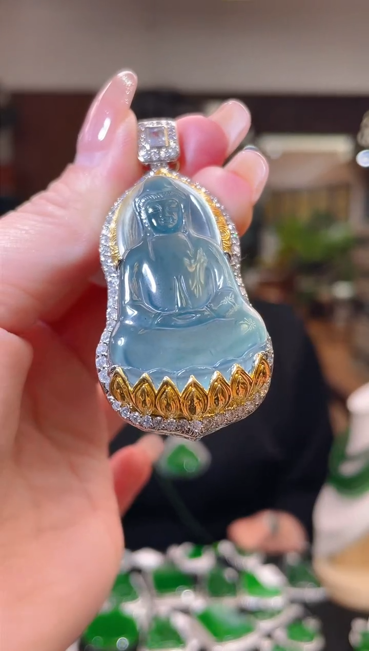 【闪购商品】翡翠吊坠(不含链)未镶嵌多样性发其一