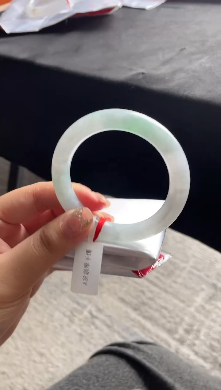 未镶嵌手镯翡翠三天鉴赏期