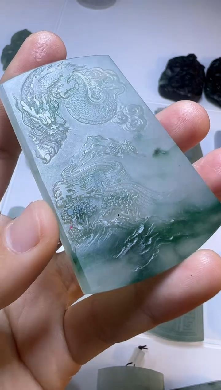 【闪购商品】定制翡翠未镶嵌山水