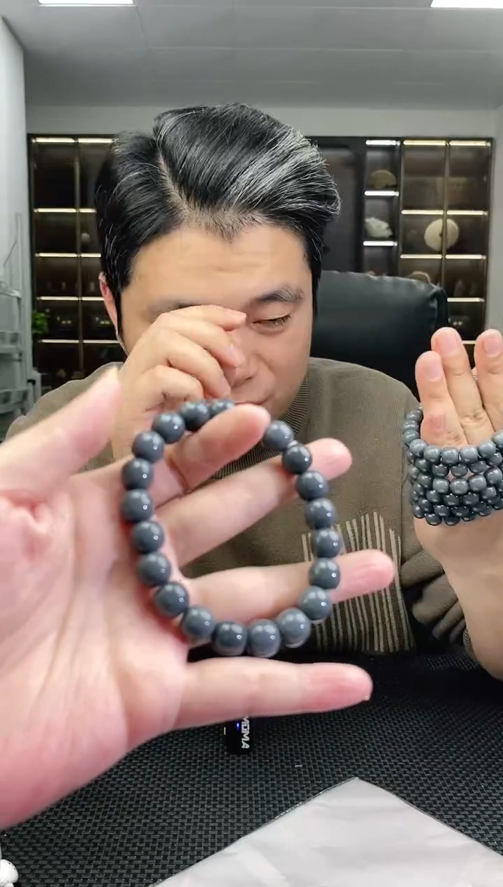 颈饰未镶嵌和田玉桶珠卡10手串