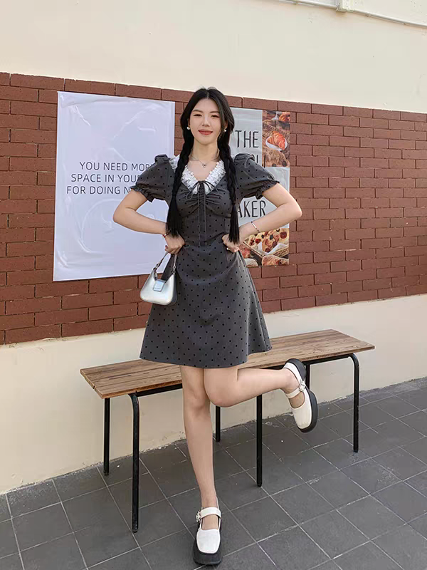 胖妹妹盐系少女短袖连衣裙女夏季梨形收腰设计感波点裙9753/9755