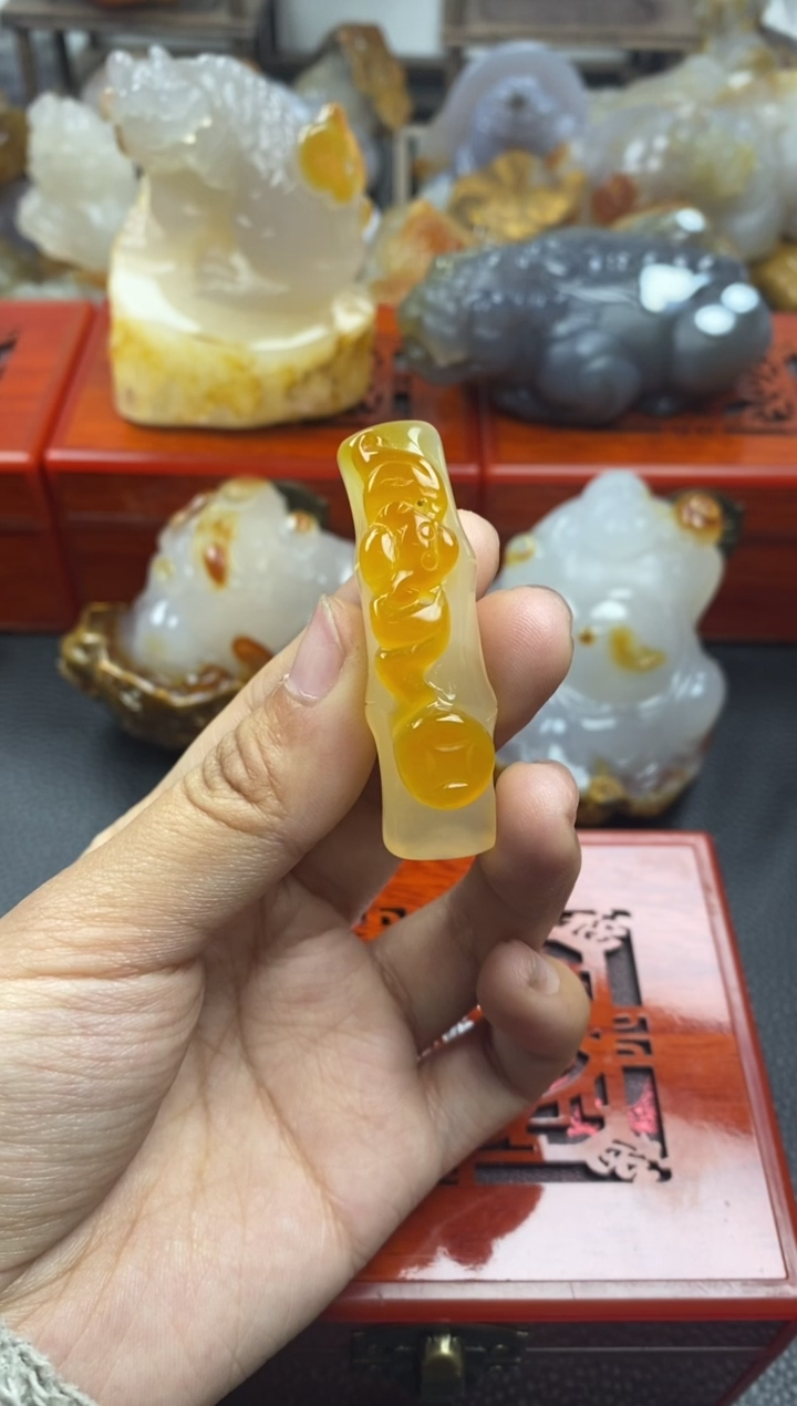 【闪购商品】玛瑙/玉髓挂件未镶嵌00