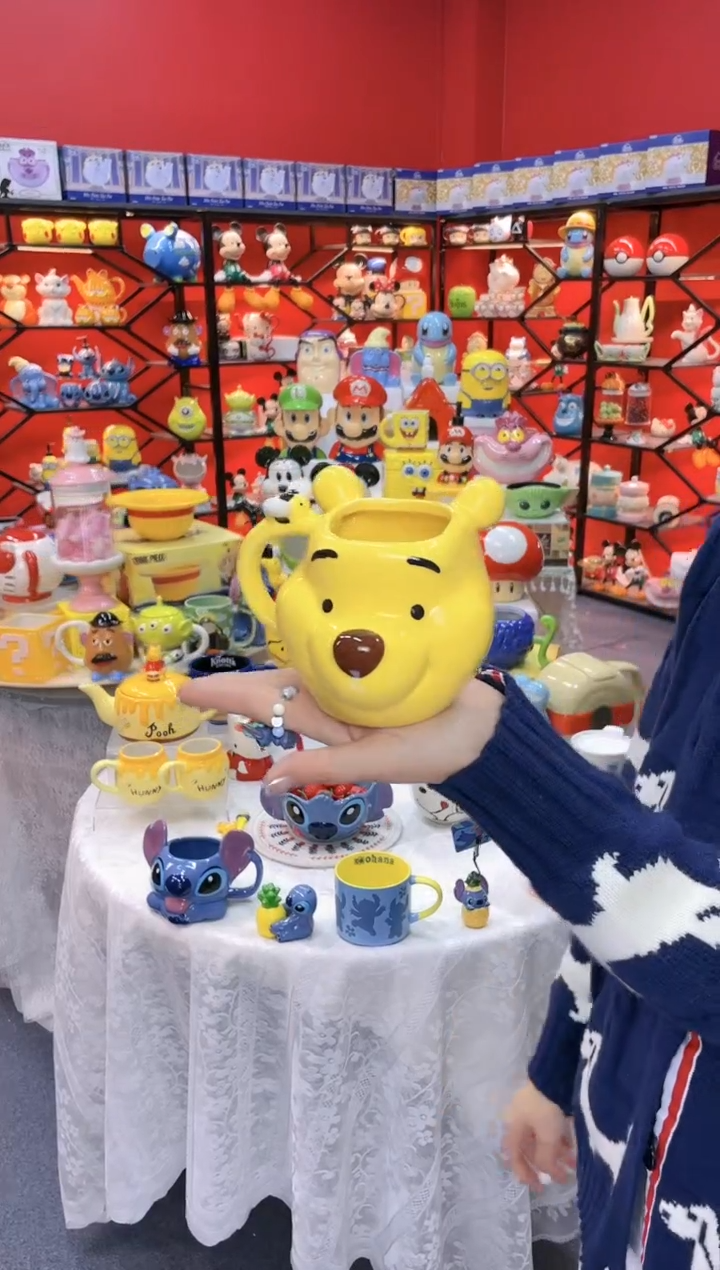 【闪购商品】1@@维尼熊蜜蜂陶瓷水杯