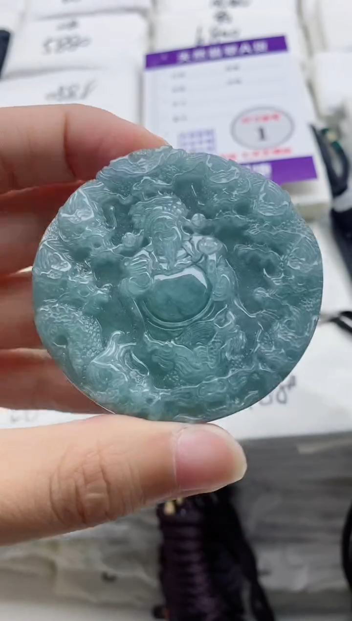 颈饰未镶嵌翡翠8