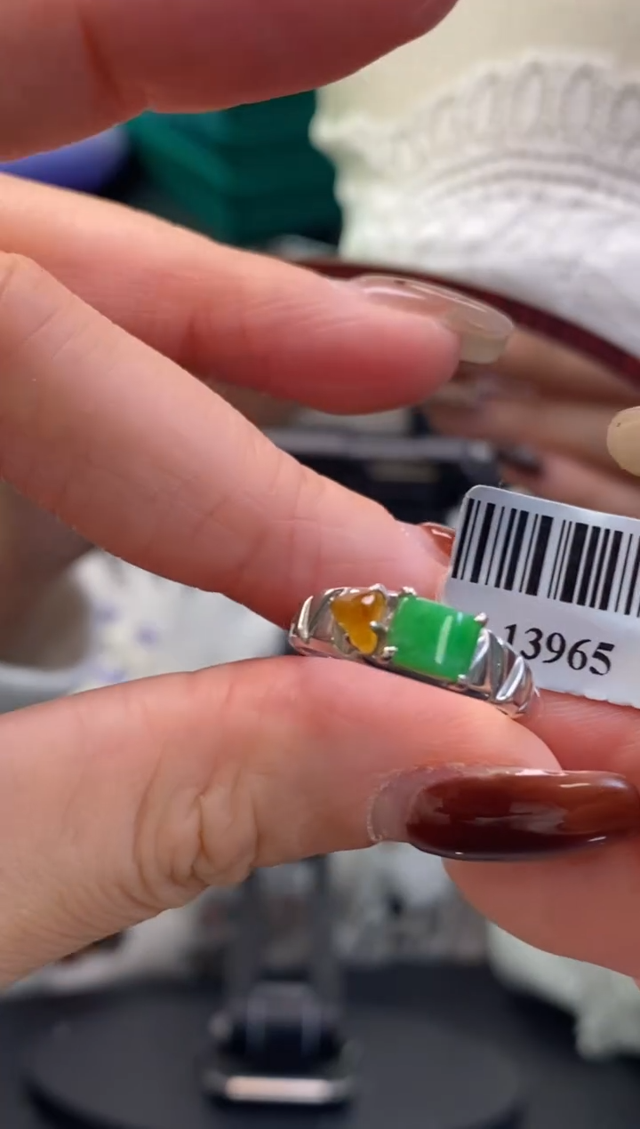 颈饰银S925镶嵌翡翠石*净货13965