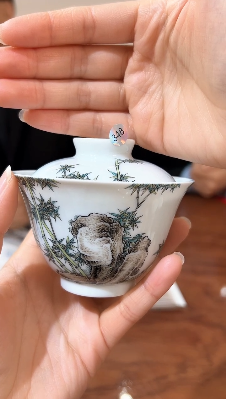 【闪购商品】盖碗珐琅彩竹石二才盖碗348