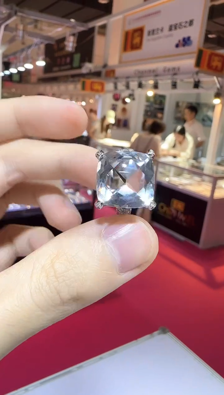 银S925镶嵌戒指水晶14mm净体白水晶