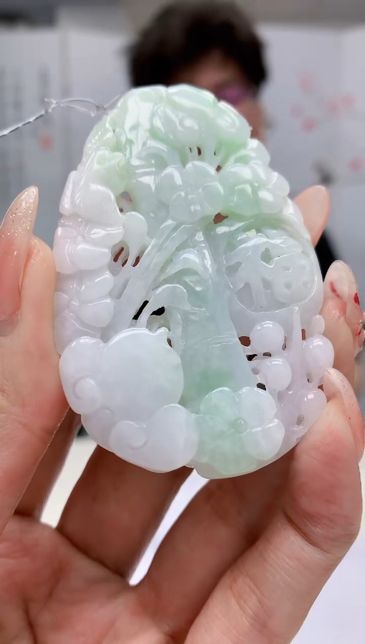 【闪购商品】定制翡翠未镶嵌4688MM-毛货挂件64