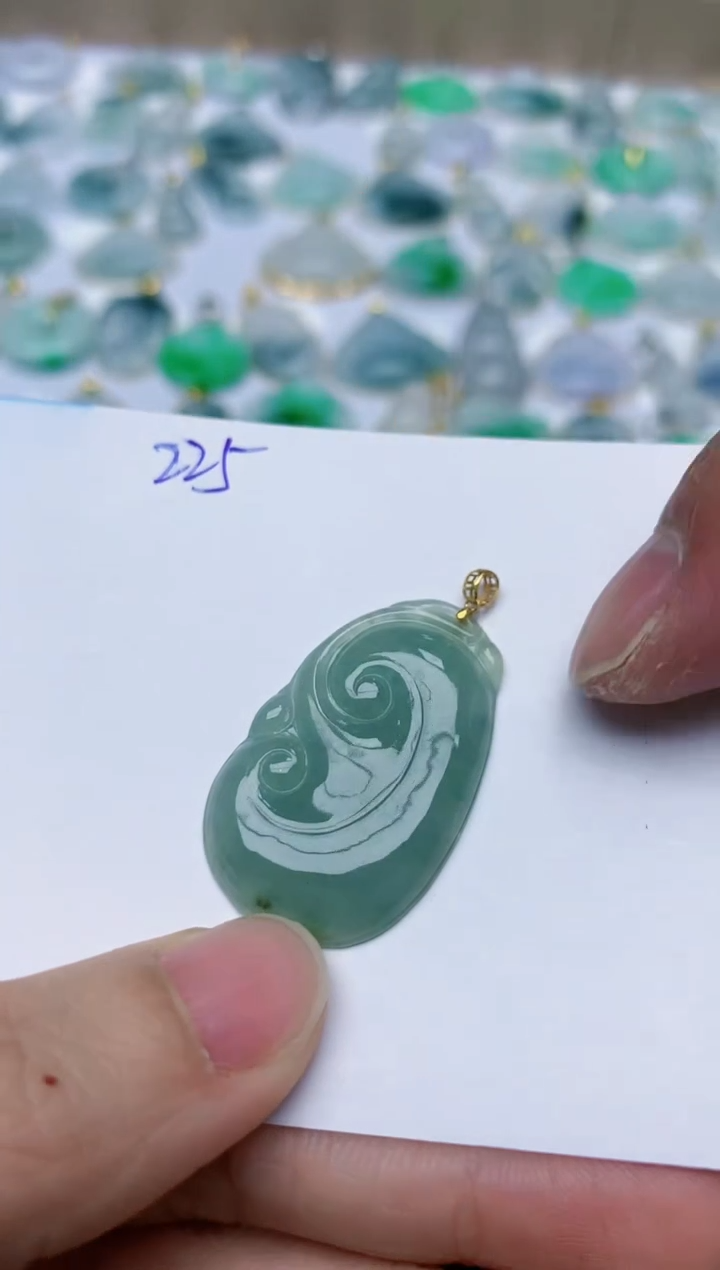 【闪购商品】翡翠颈饰18K金镶嵌天然翡翠A货    225